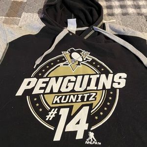 Pittsburgh Penguins hooded sweatshirt. Size Large in really good condition.